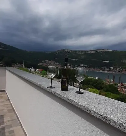 Apartment Petar I Luka Bakar